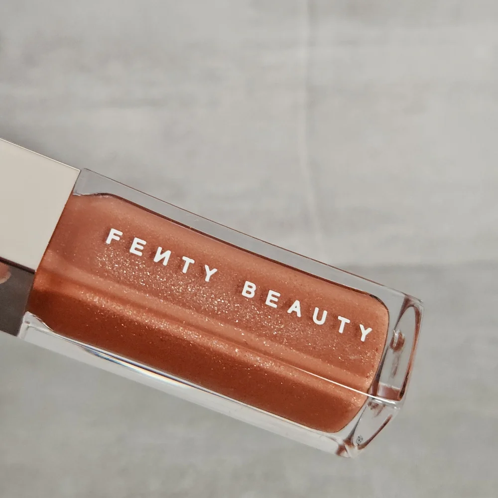 Fenty Beauty Gloss Bomb Fenty Glow NEW